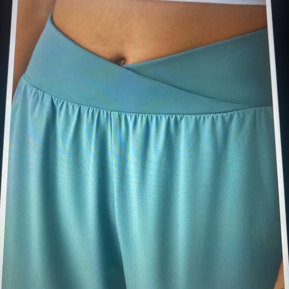 3X.   HALARA BREEZEFUL CROSSOVER QUICK DRY RESORT WIDE LEG PANT - Picture 3 of 10